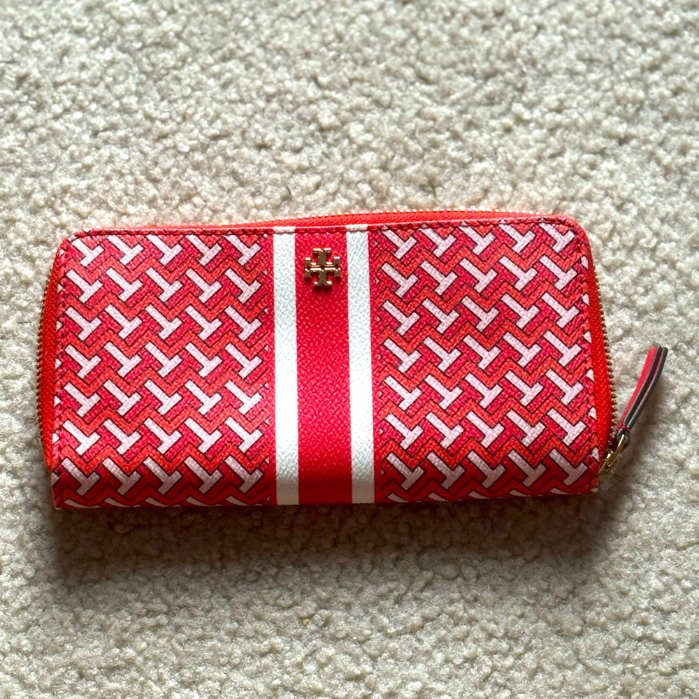 Tory Burch T Zag Zip Continental Wallet *New With Tag*